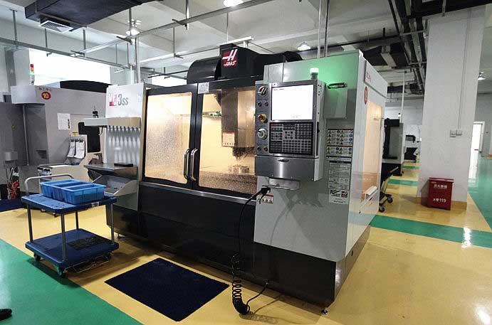 Ultra-Precision Vertical/Horizontal Machining Center 